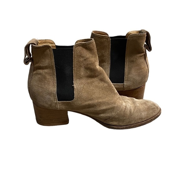Rag & Bone Women’s Beige Brown Suede Walker Ankle Boots Camel Size 39 Nubuck 8 - Picture 3 of 14